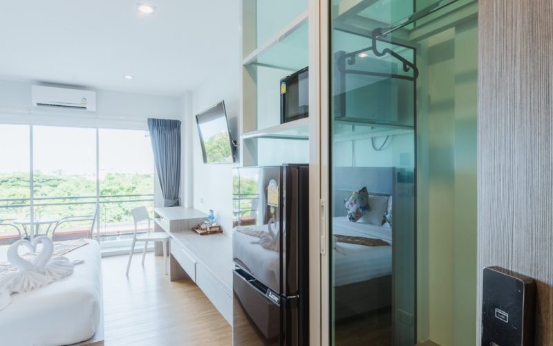 LINE_ALBUM_JR_220923_100